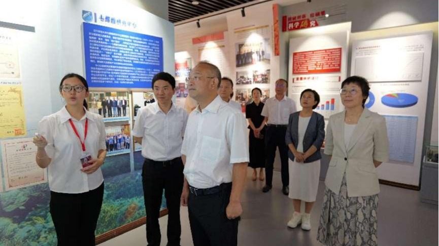教育部教师工作司司长俞伟跃一行到澳门新葡京调研