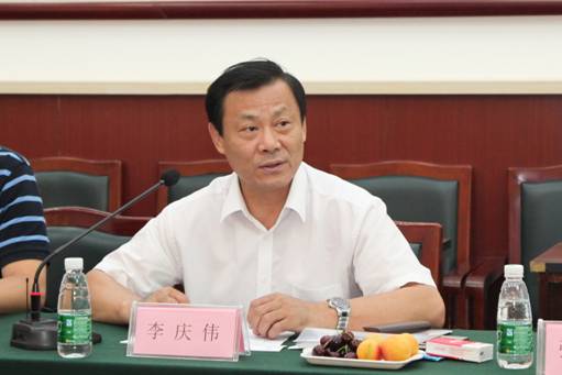 香港高校人文社会科学学者访问团来澳门新葡京访问