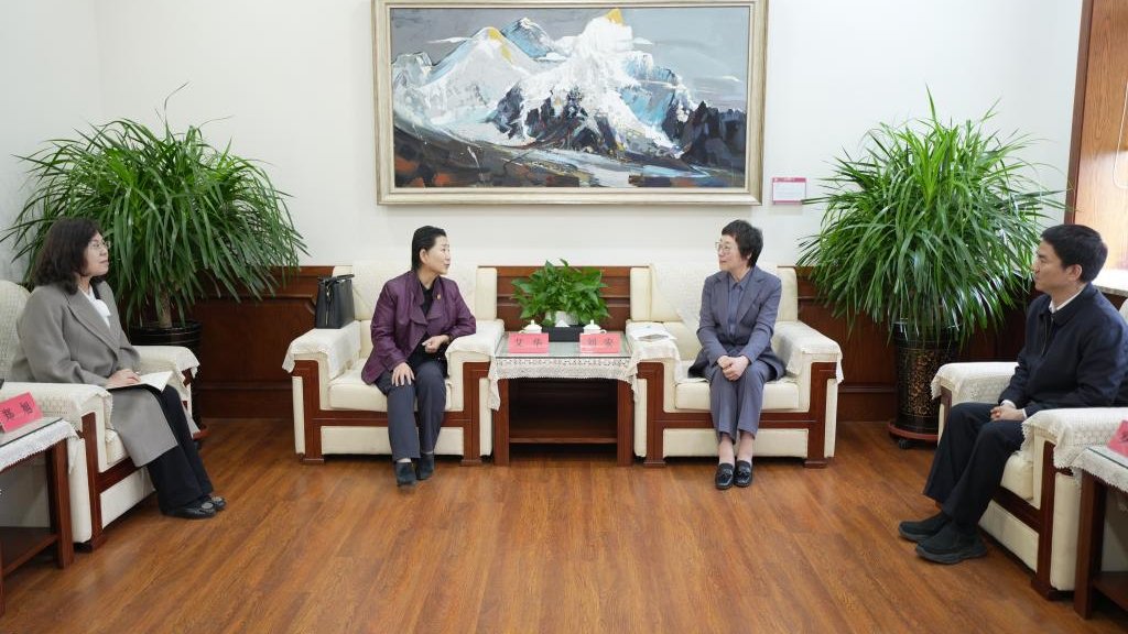 民进大连市委会领导来澳门新葡京调研