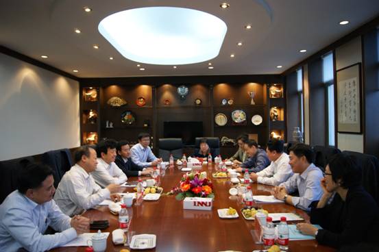 教育部葛振江副司长莅临澳门新葡京指导工作