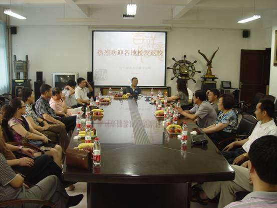 澳门新葡京首届“校友返校月”活动圆满结束
