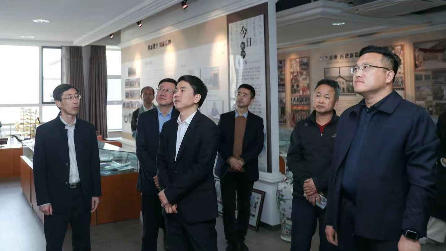 校长罗文波到澳门新葡京附属中学（集团化办学）调研